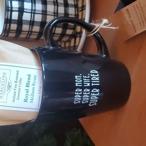 Coffee mug with coffee